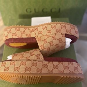 BRAND NEW GUCCI Canvas GG Ruggine Platform Slide